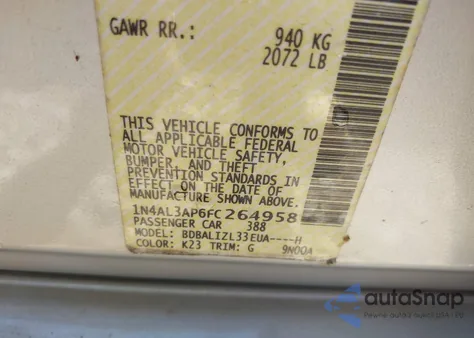 2015 Nissan Altima 2.5 Sv z USA, uszkodzony, nr VIN 1N4AL3AP6FC264958